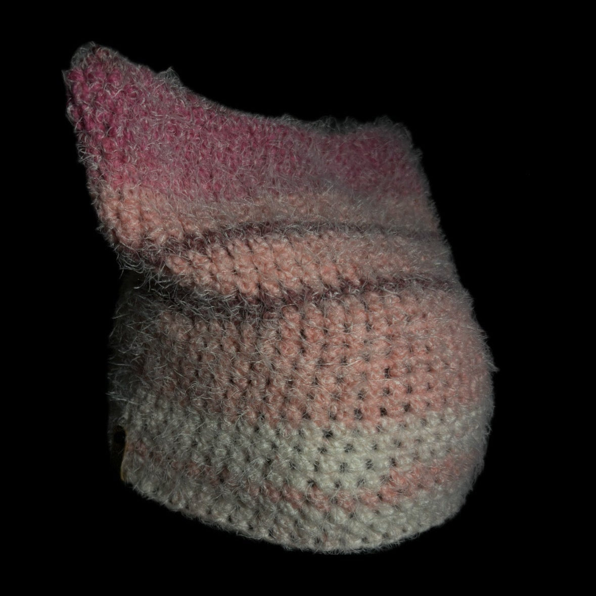 Knitted multi pink skully